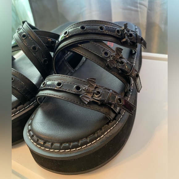 SOLD - Picture 4 of 7